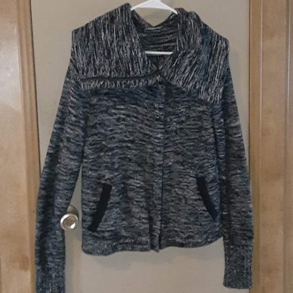 American Eagle Outfitters Sweaters - American Eagle zip-up sweater